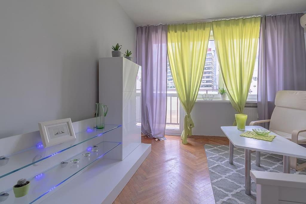 Central Station Gold Street Apartment วอร์ซอ ภายนอก รูปภาพ